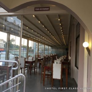 Hotel First Class